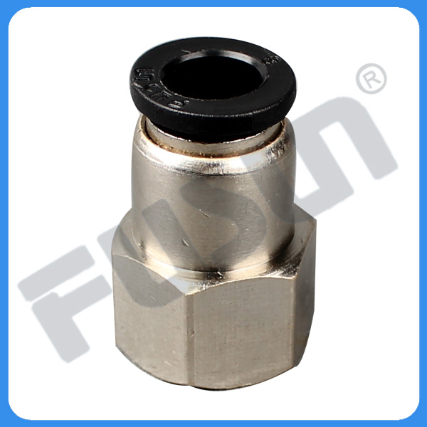 FPCF 內螺紋直通